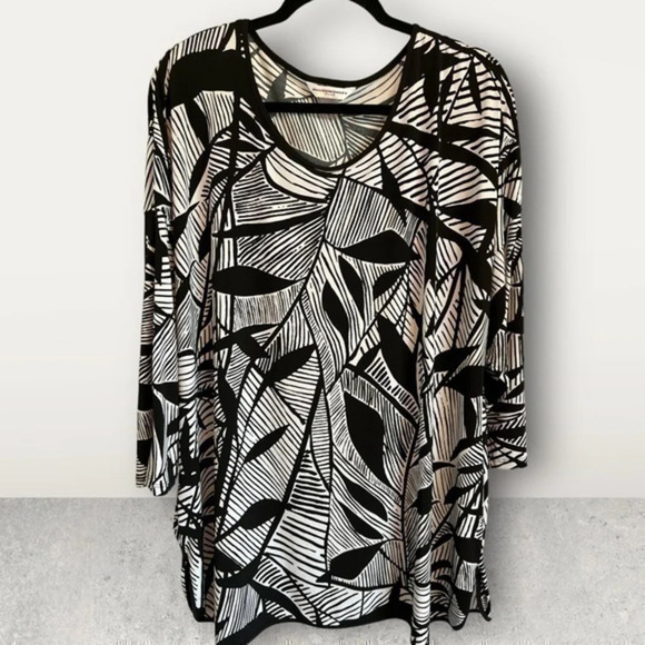 Allison Daley Tops - Women’s Allison daily plus 3X, color, black and white, spandex, polyester, EUC